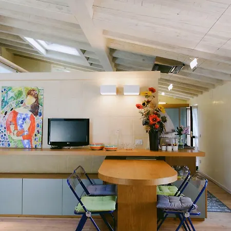 Attico Dell'artista Apartamento Desenzano del Garda